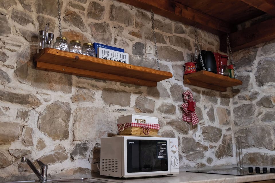 House | Private kitchen | Fridge, microwave, stovetop, dishwasher
