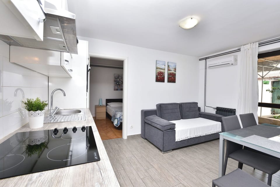 Apartment (A1) | Living room