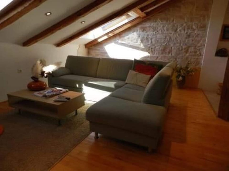 Apartment (A2) | Living room