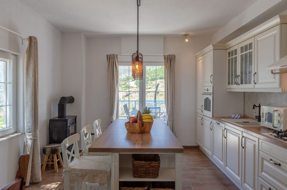 House | Private kitchen