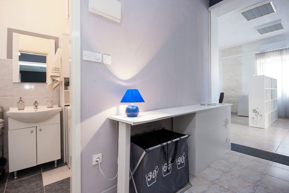 House | Bathroom | Shower