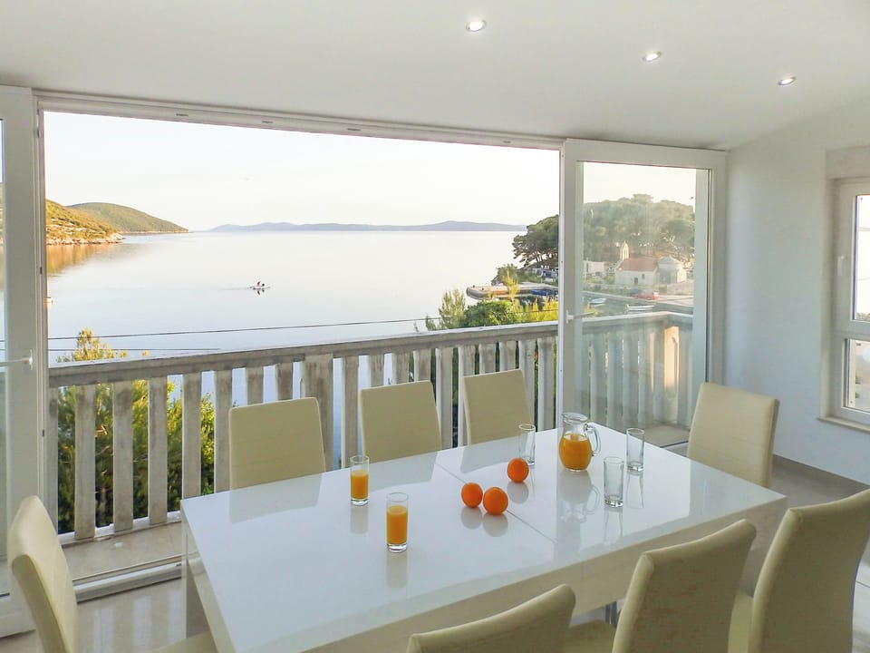 Apartment (A1) | Water view