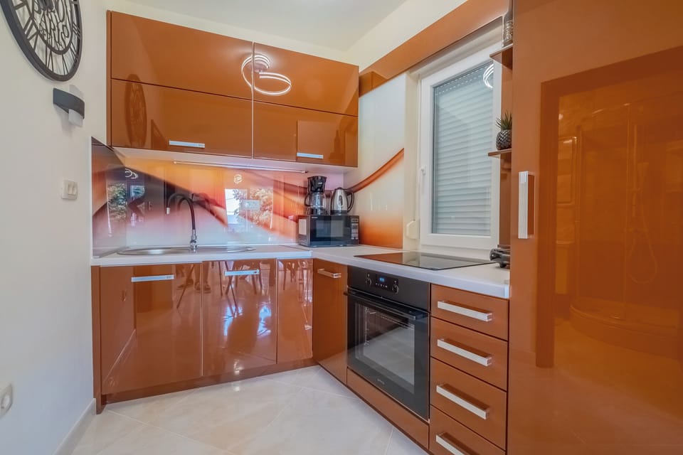 House | Private kitchen | Espresso maker, fridge, microwave, oven