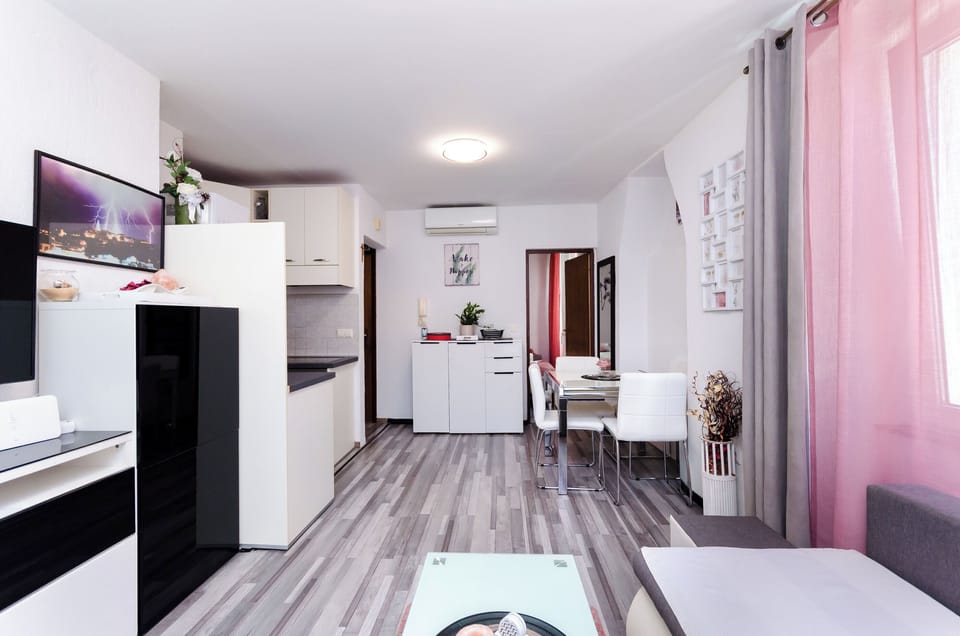 Apartment (A1) | Living room