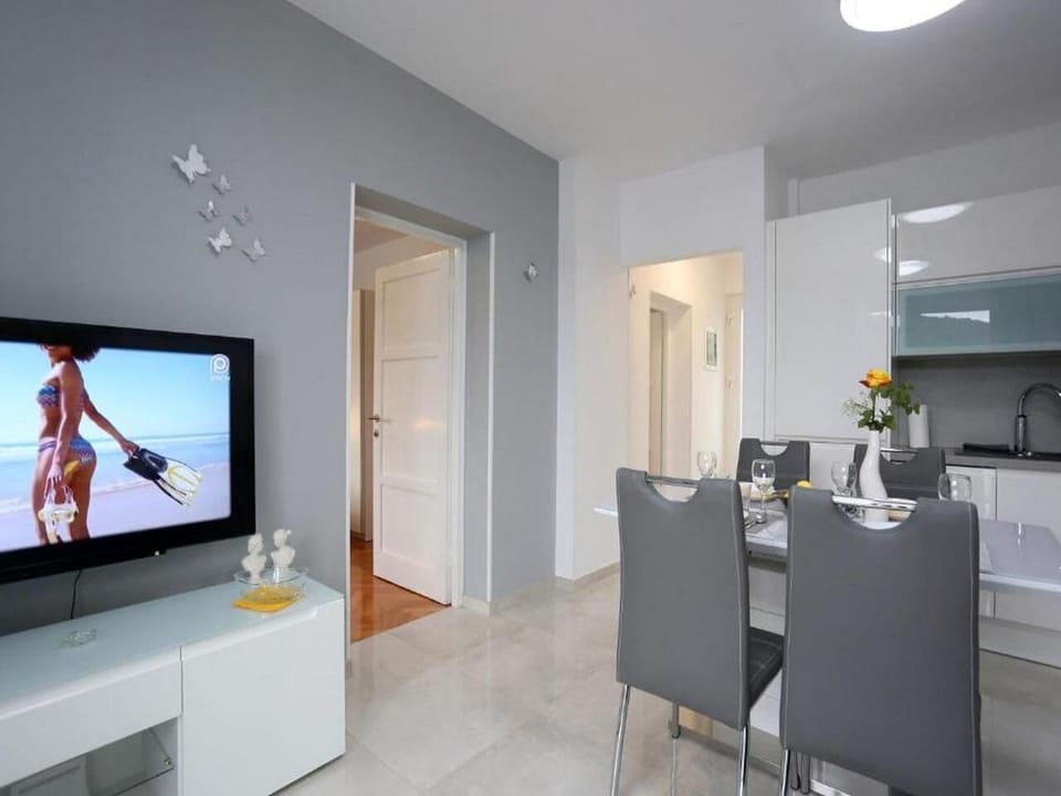 Apartment (A1) | Living room