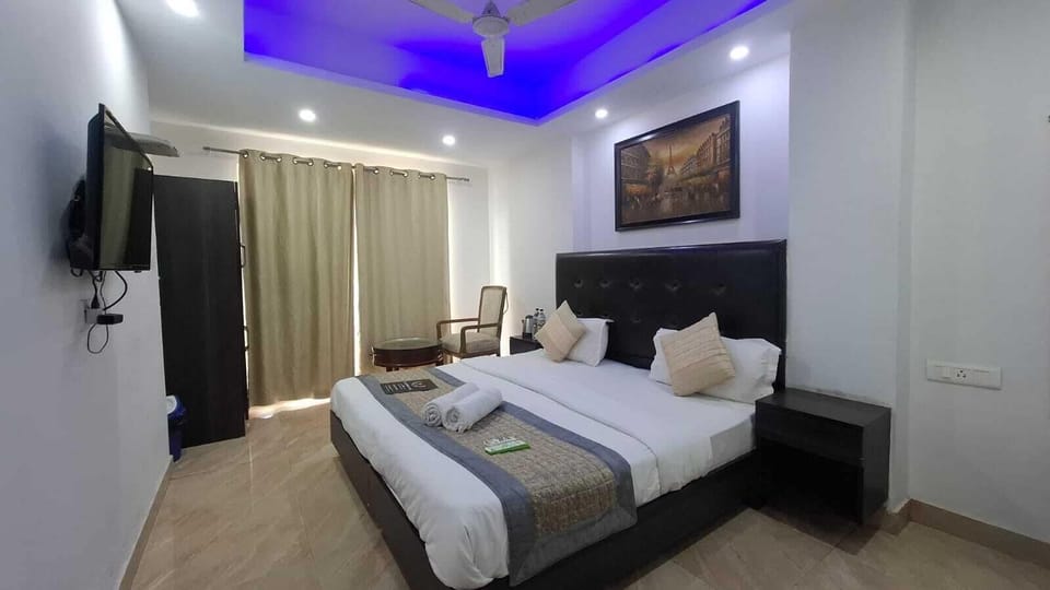 Premium Room, Balcony, City View | Premium bedding, free WiFi, bed sheets