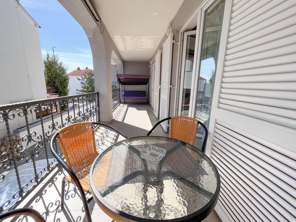 Apartment (A1) | Balcony