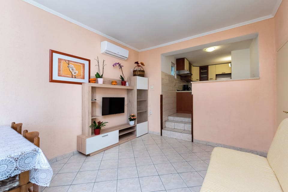 House | Living room