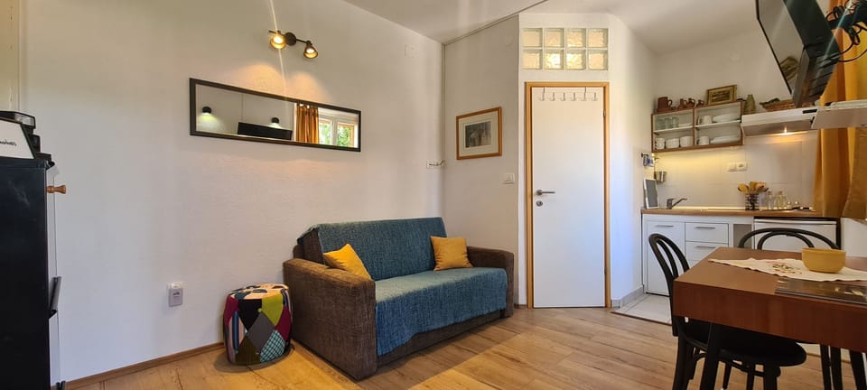Apartment (A1) | Living room