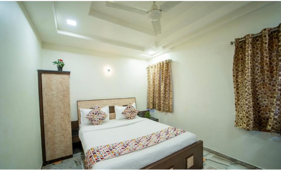 Deluxe Double Room, City View | Free WiFi