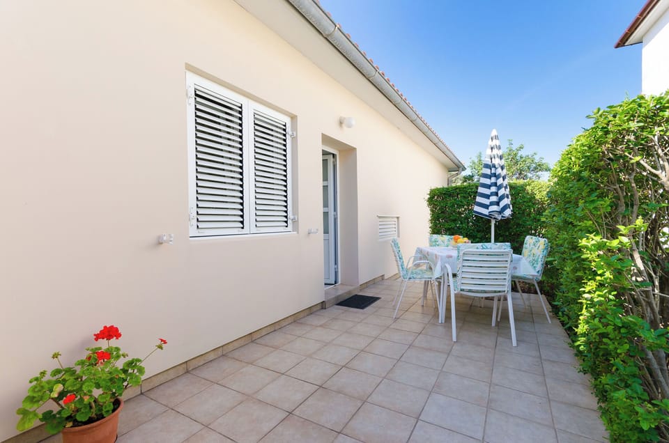 Apartment (A1) | Terrace/patio