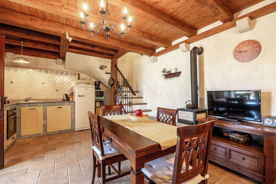 Villa | Dining
