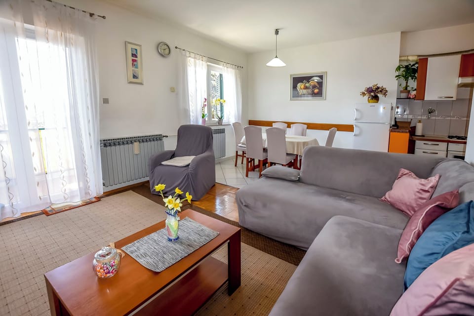 Apartment (A1) | Living room