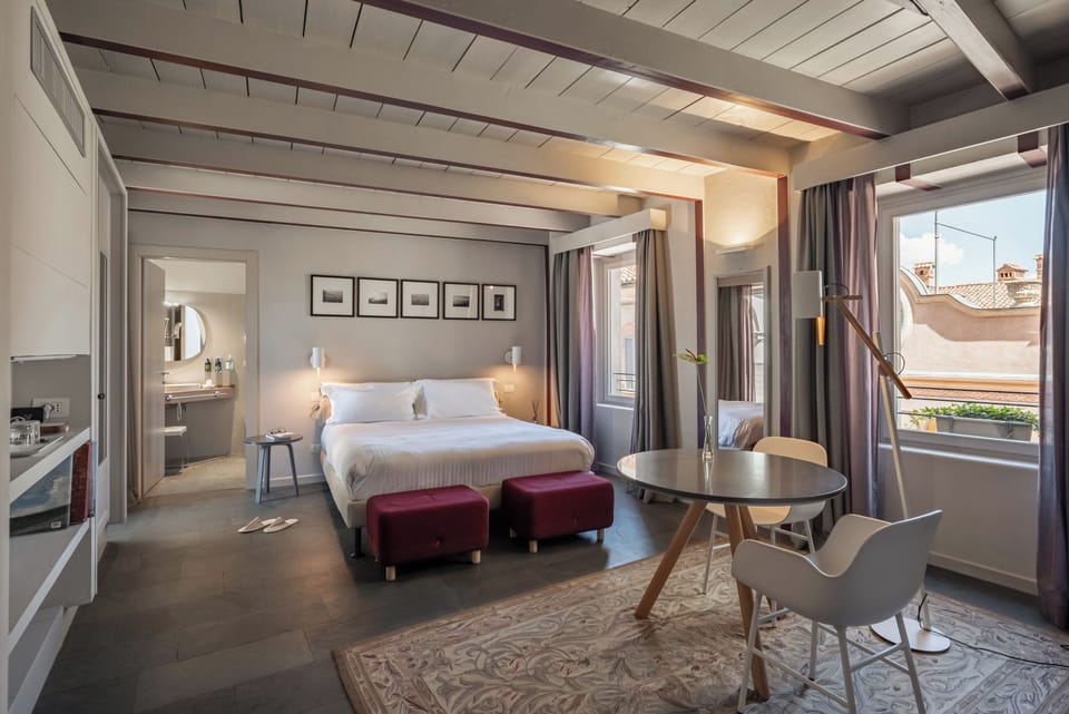 Deluxe Double Room | Egyptian cotton sheets, premium bedding, down comforters, pillowtop beds