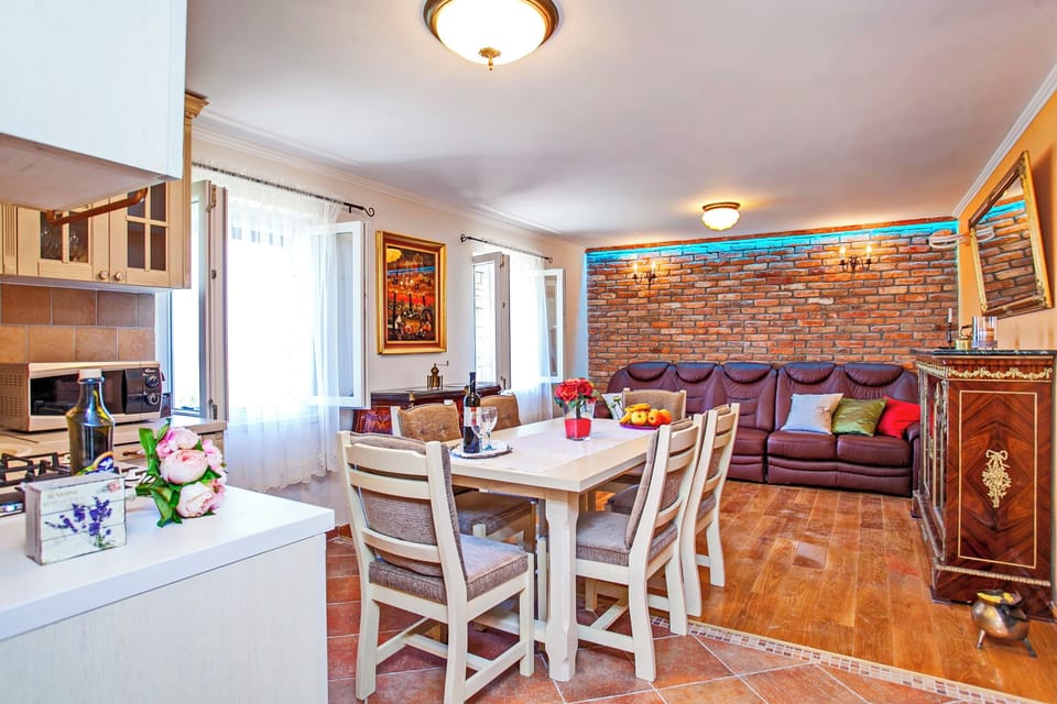 House | Living room