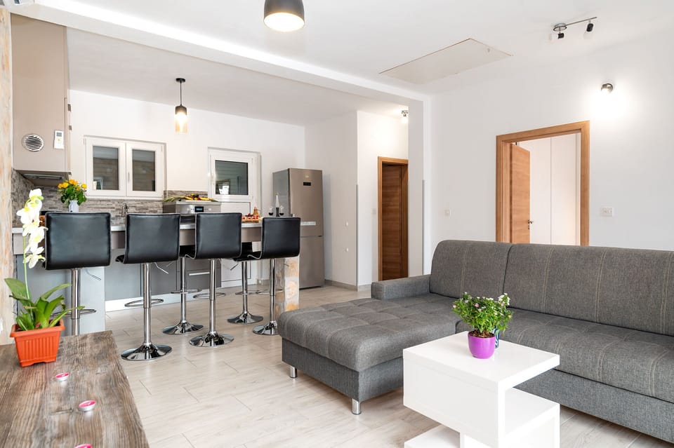 Villa | Living room | Smart TV