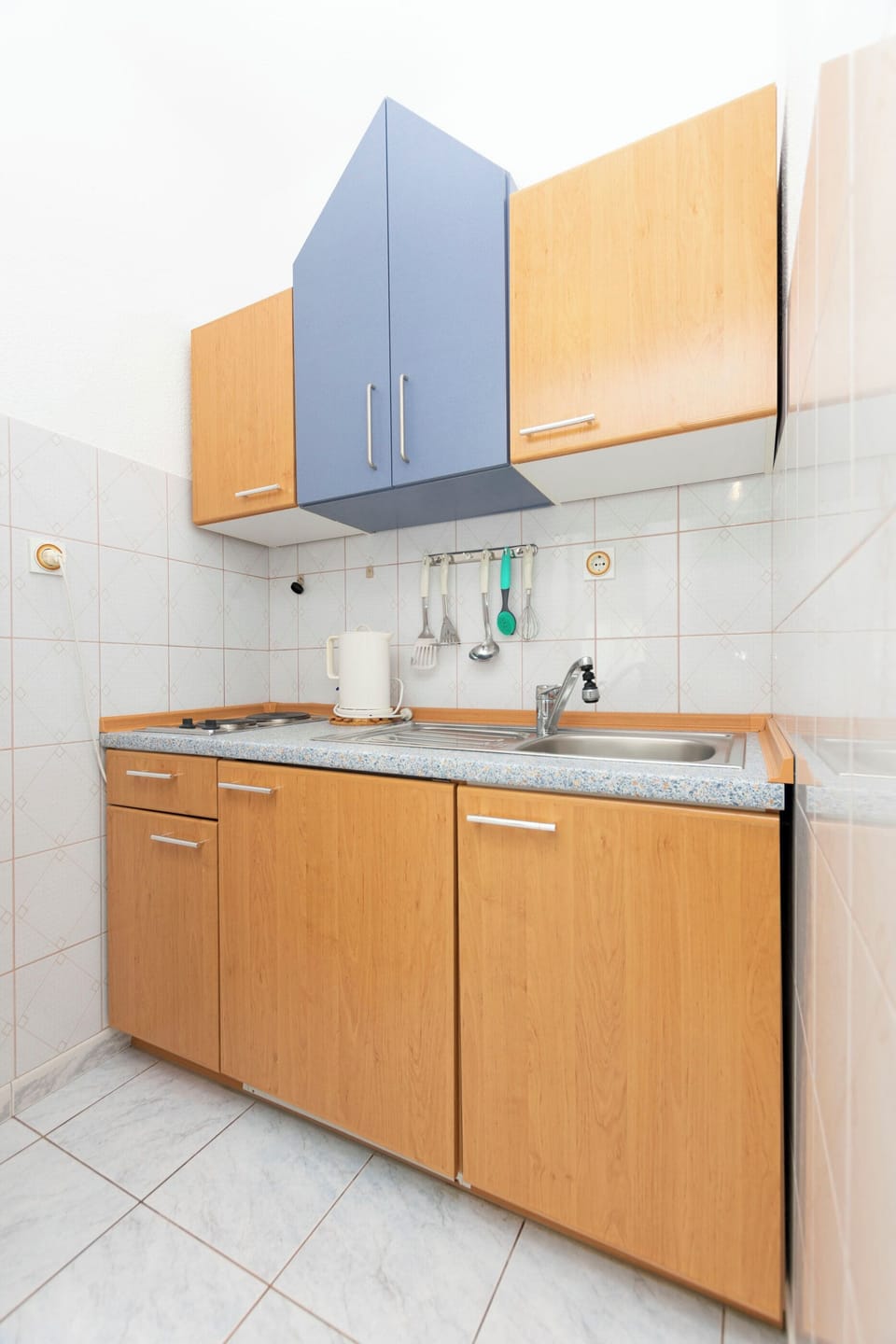 Apartment (A1) | Private kitchen | Fridge, oven, stovetop, espresso maker