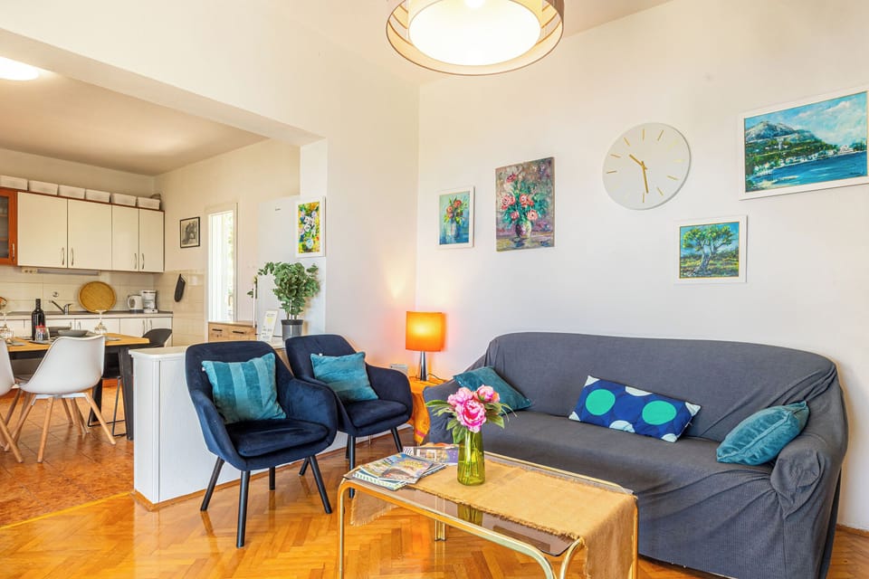 Apartment (A1) | Living area