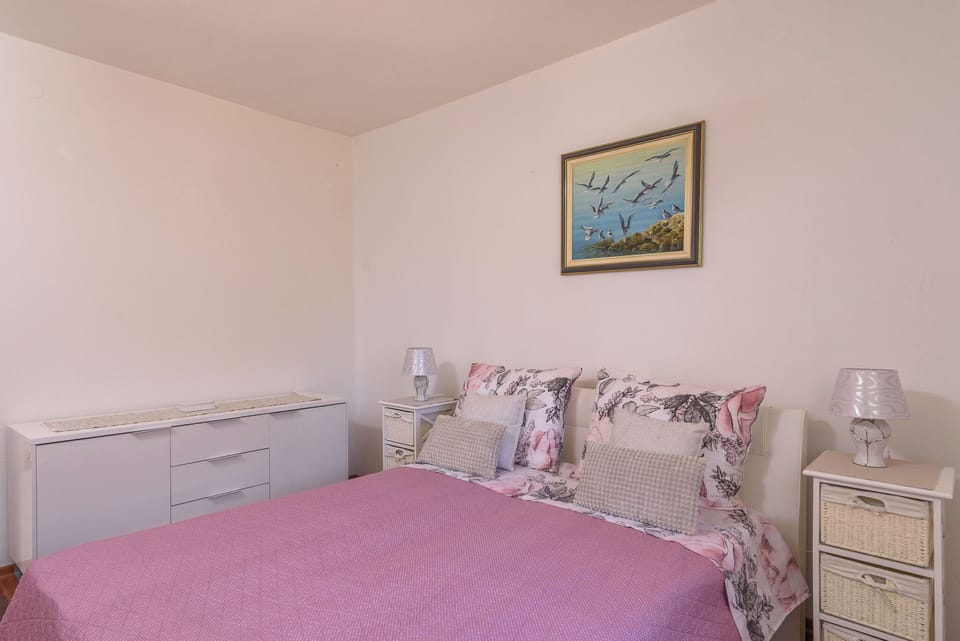Apartment (A1) | Iron/ironing board, free WiFi