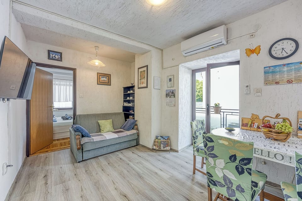 Studio (A1) | Living room