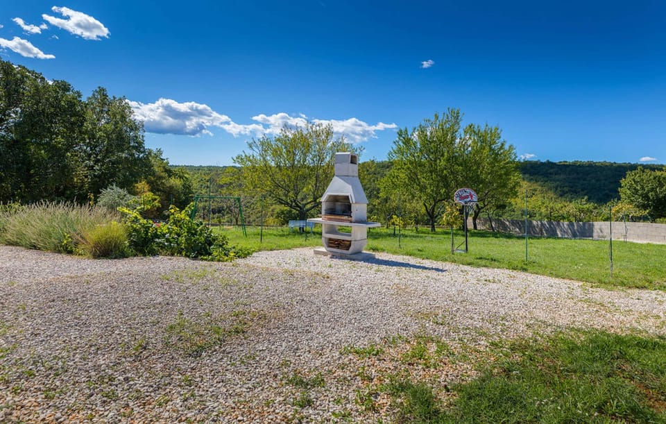 BBQ/picnic area