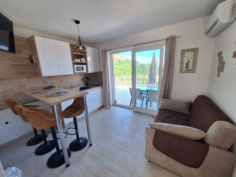 Apartment (A1) | Living room