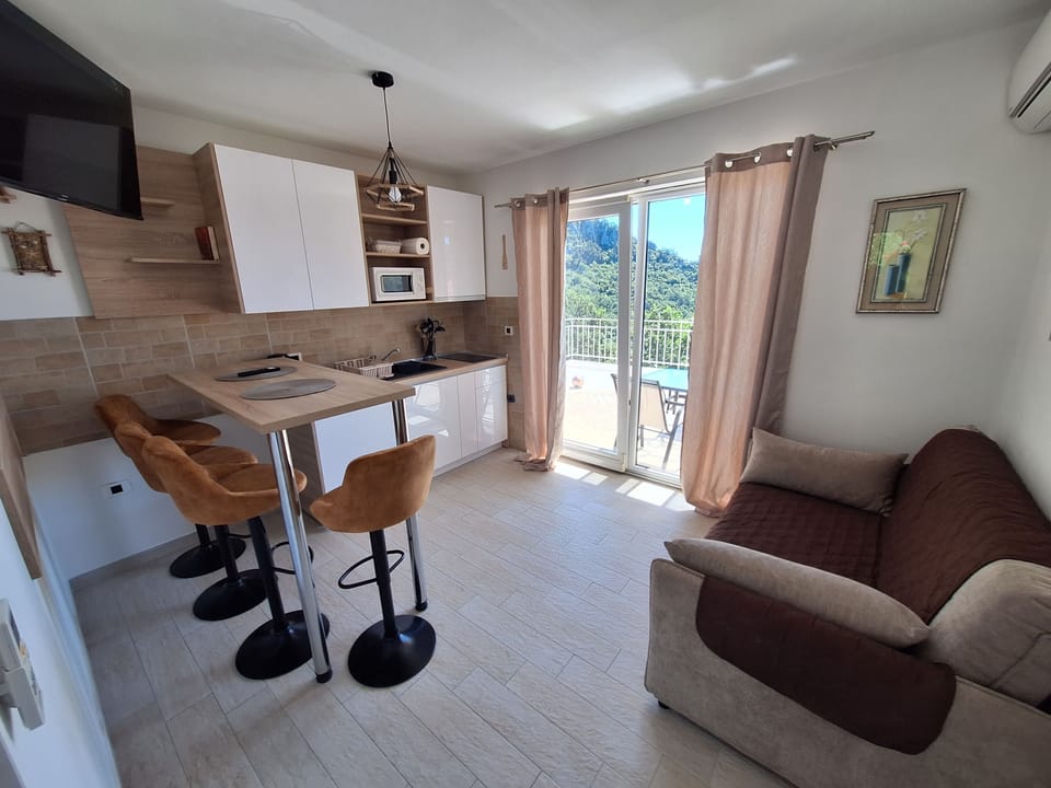 Apartment (A1) | Terrace/patio