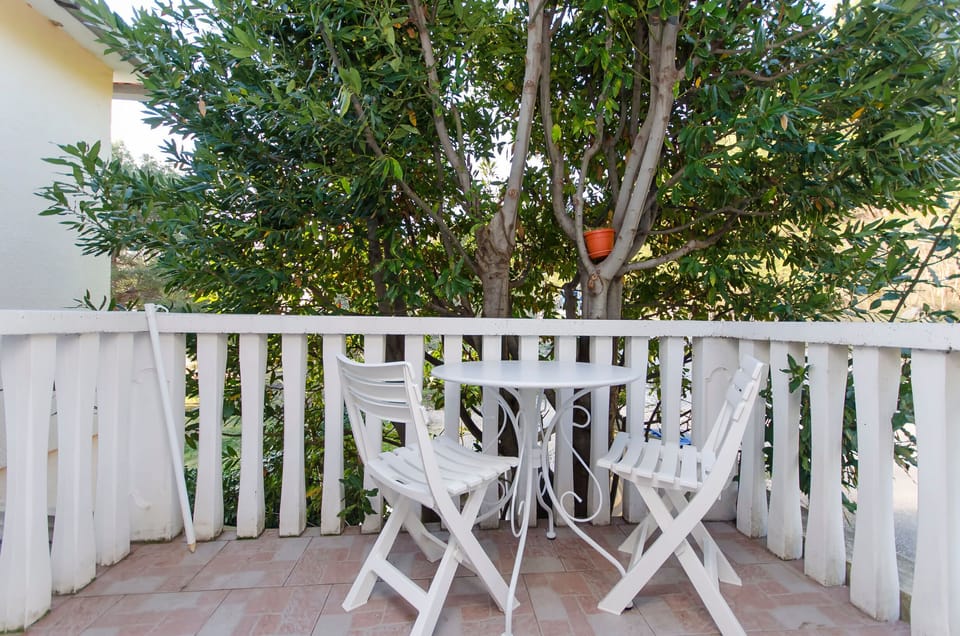 Apartment (A1) | Balcony