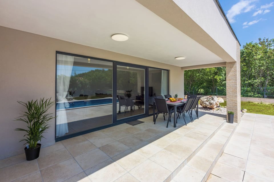 Villa | Terrace/patio