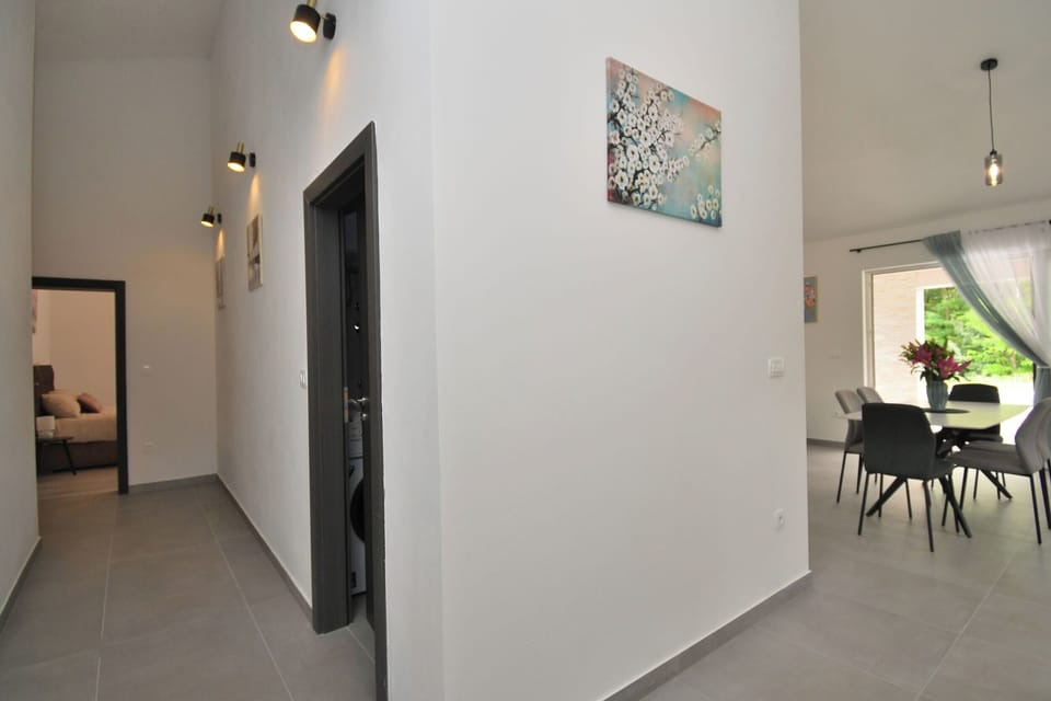 Villa | Interior