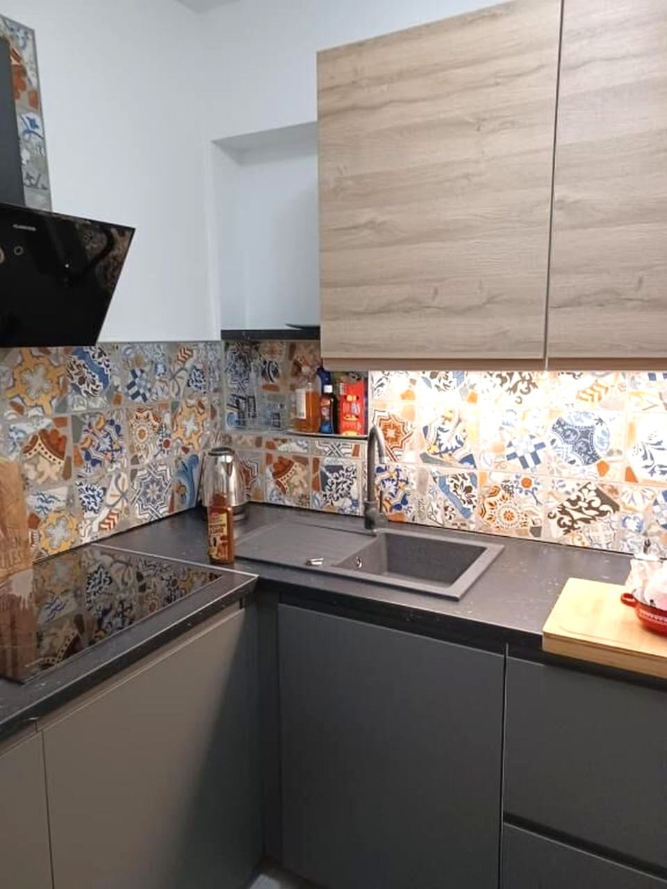 Apartment (A1) | Private kitchen | Fridge, microwave, stovetop, dishwasher