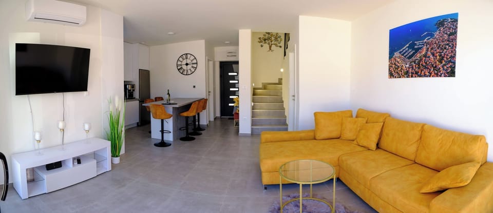 Villa | Living room