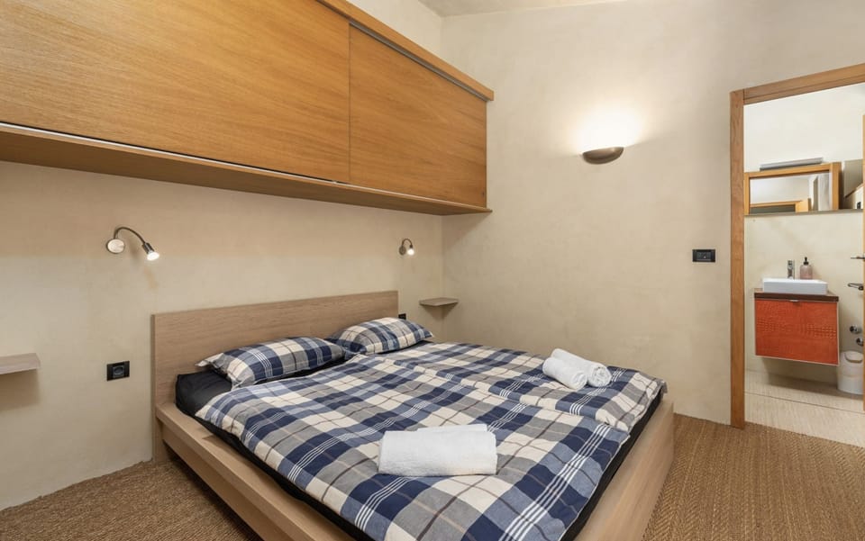 Villa | Iron/ironing board, free WiFi