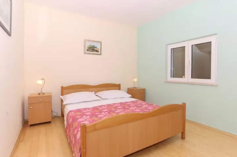 Villa | Iron/ironing board, WiFi (free)