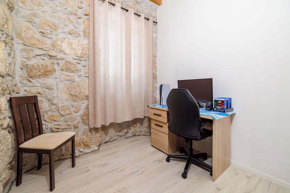 Villa | Living area | Smart TV, streaming services