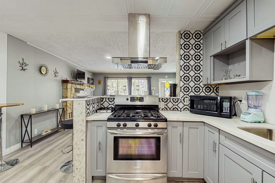 House (2 Bedrooms) | Interior