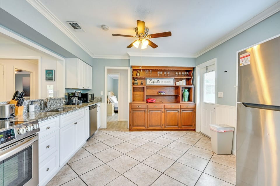 House (2 Bedrooms) | Interior