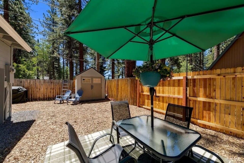 House, 3 Bedrooms | Outdoor dining