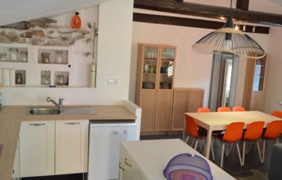 House | Dining