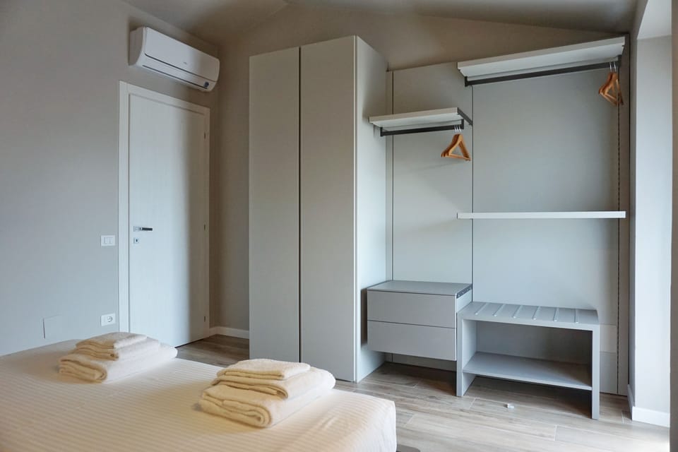 Panoramic Apartment, Lake View | Individually decorated, individually furnished, desk, free WiFi