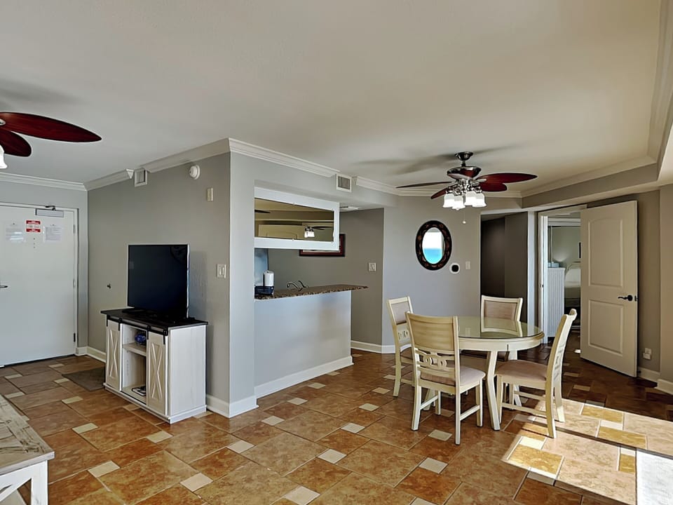Living and Dining Area