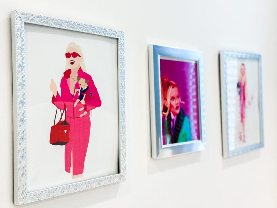 Legally Blonde decor in Bedroom One
