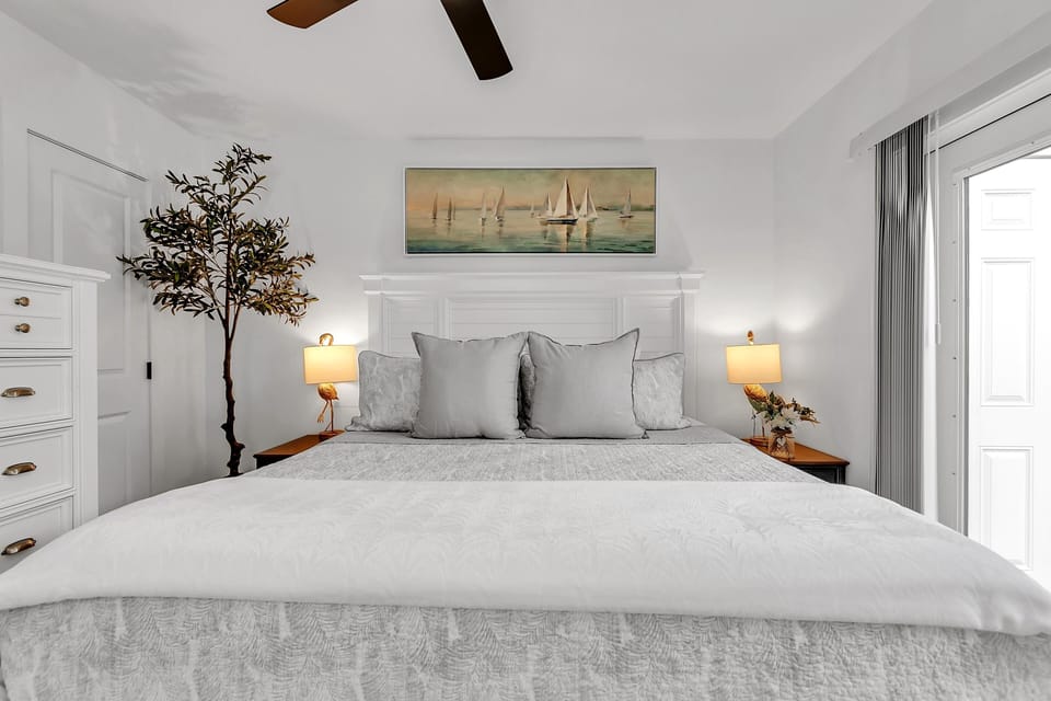Condo, 1 King Bed with Sofa bed (La Barra #101) | 1 bedroom