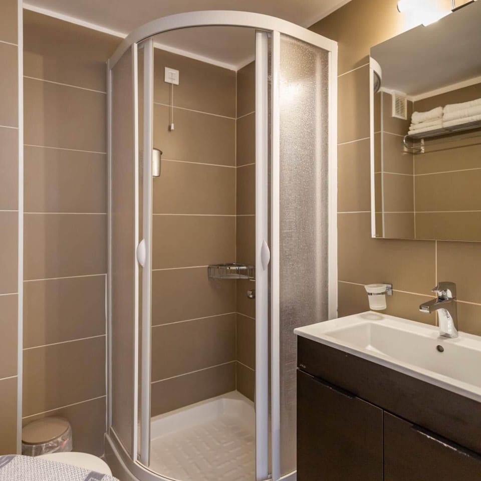 Bathroom | Hair dryer