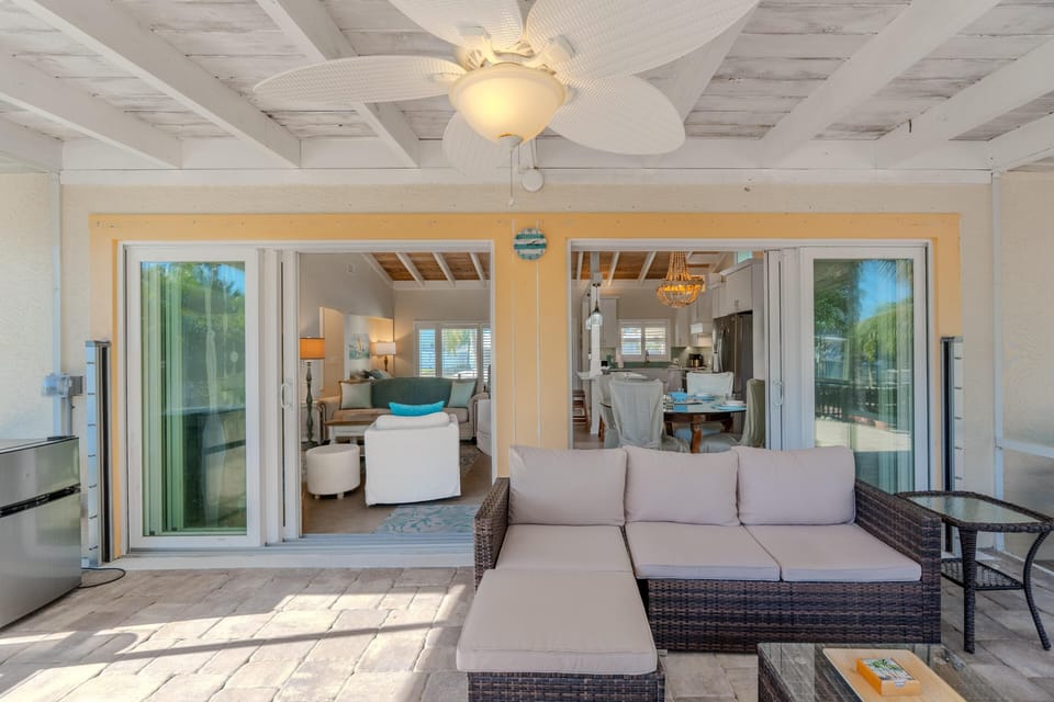 House, Multiple Beds (Beautiful Life on Madison) | Living area
