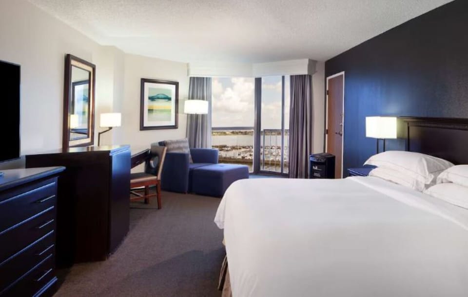 Wake up refreshed in a bright room with stunning views.