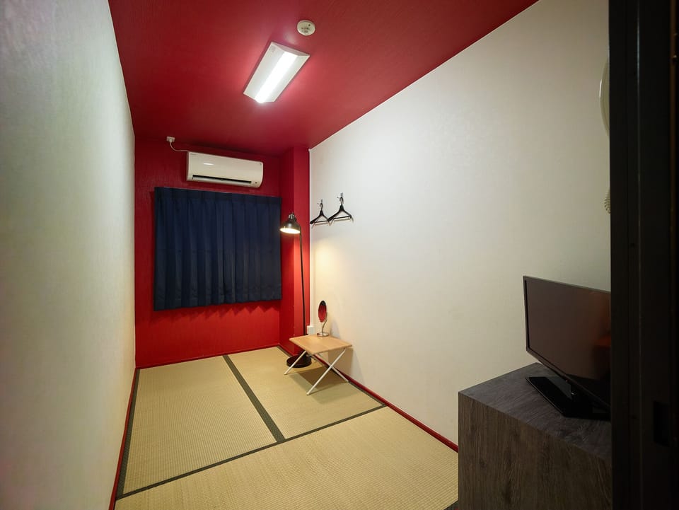 Economy Japanese-Style Twin Room with Shared Bathroom Female Only, Non Smoking | Blackout drapes, free WiFi