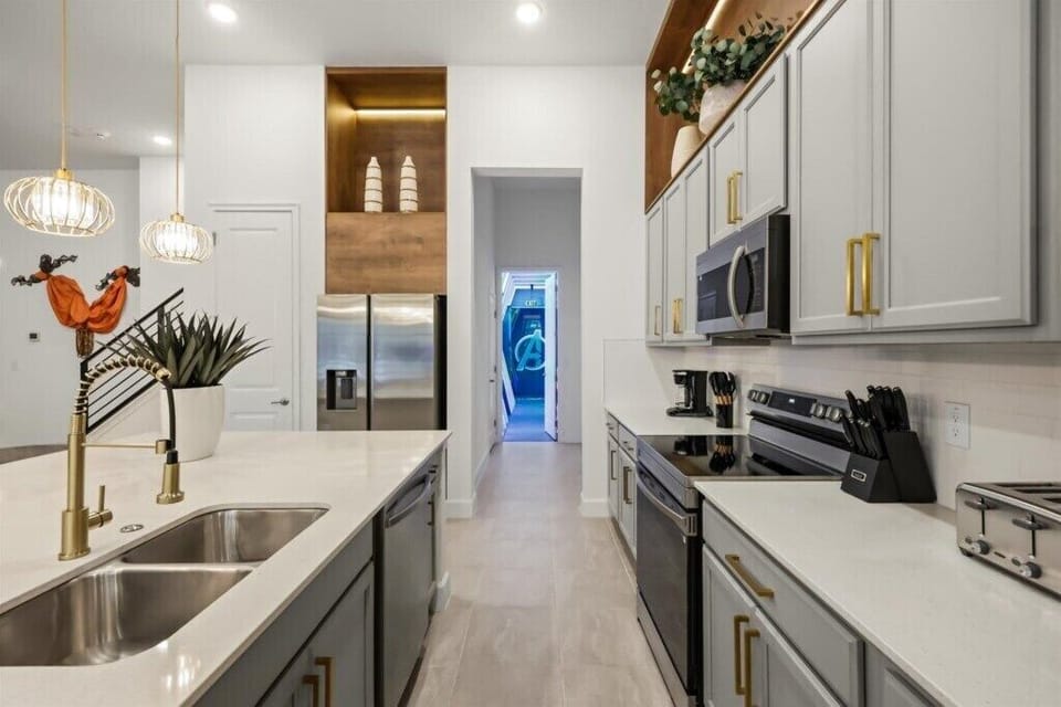 11133MorayBayAve(10)