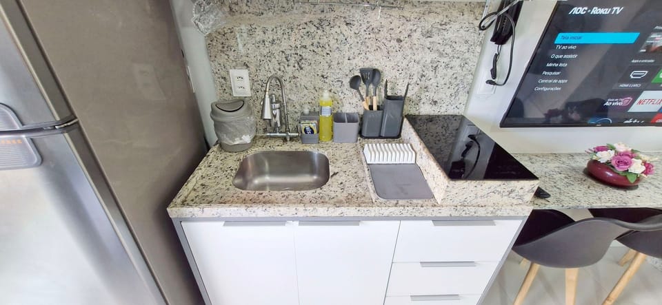 Apartment | Private kitchen | Fridge, microwave, stovetop, blender