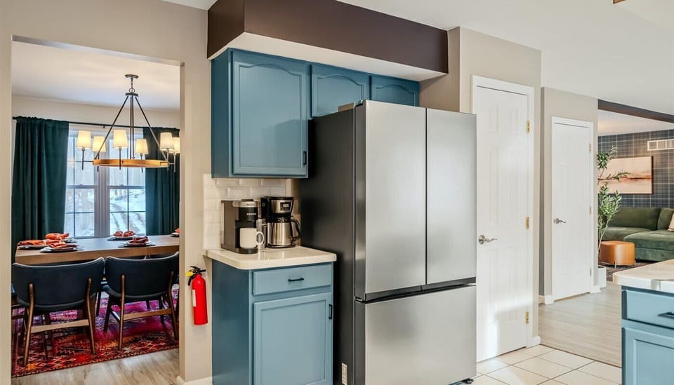 Comfy, modern, and stocked for your cooking adventures. Whether you’re a master chef or a microwave magician, you’ll love every minute here.
